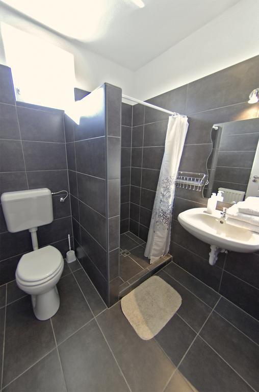 Luca Apartman Sopron Phòng bức ảnh