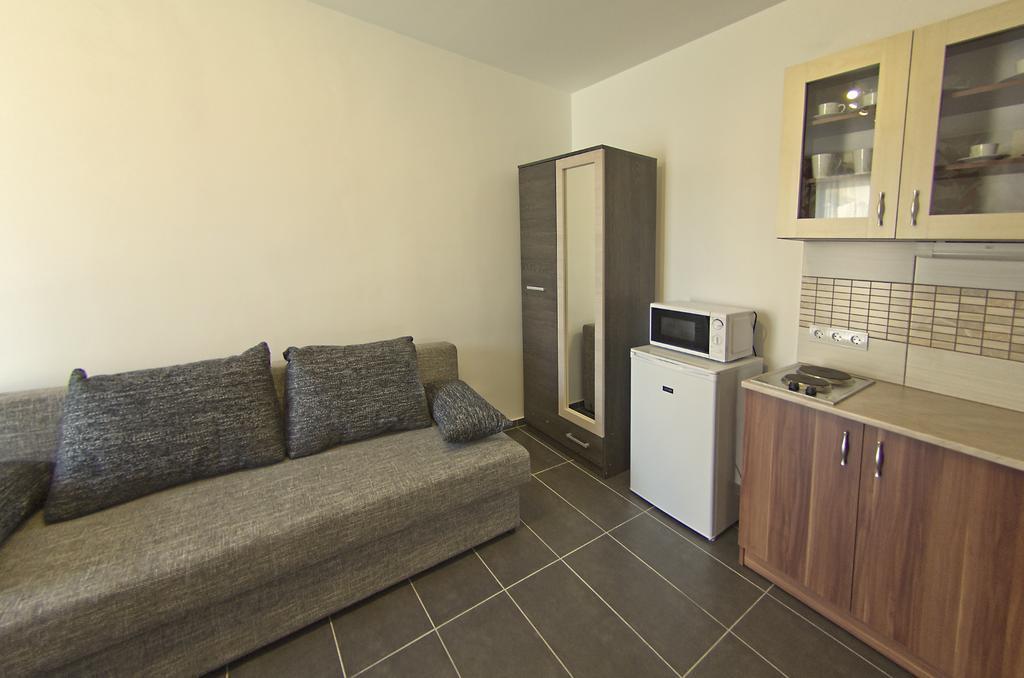 Luca Apartman Sopron Phòng bức ảnh